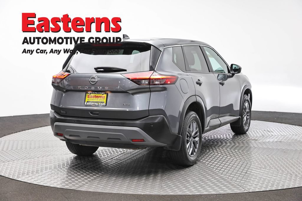 Used 2023 Nissan Rogue S AWD/4WD image 5