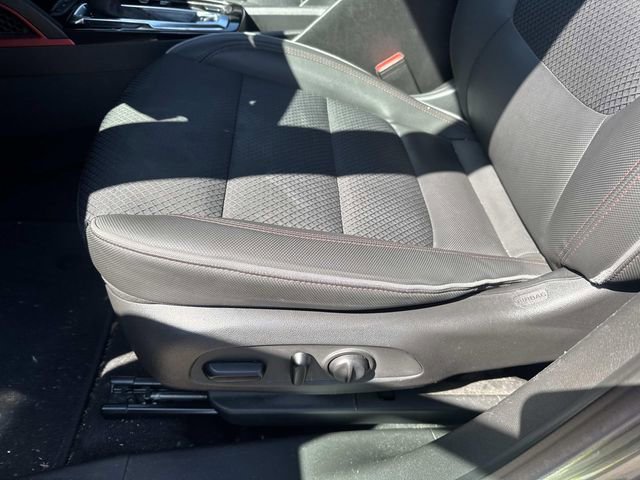 Used 2023 Chevrolet TrailBlazer RS w/ Sun and Liftgate Package image 22