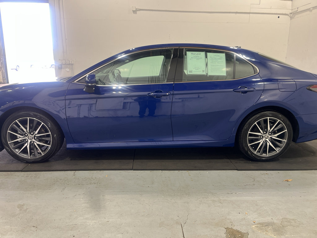 Used 2023 Toyota Camry XLE w/ Navigation Package AWD/4WD image 5