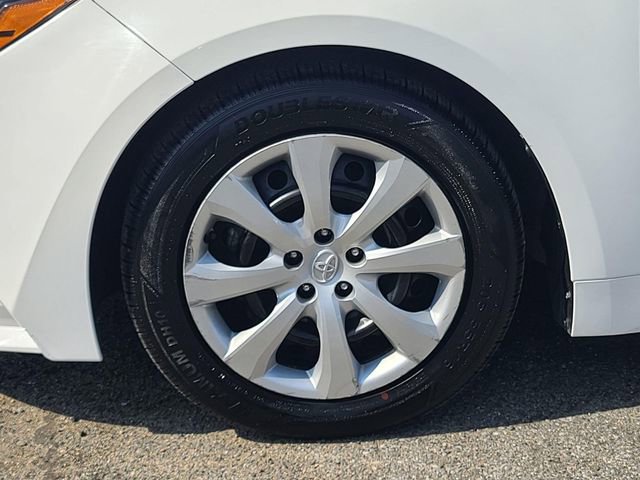 Used 2023 Toyota Corolla LE FWD image 27