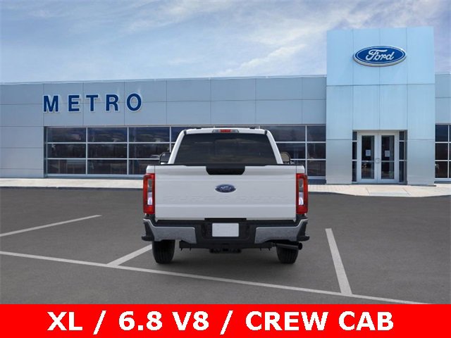 New 2026 Ford F250 XL w/ XL Chrome Package image 33