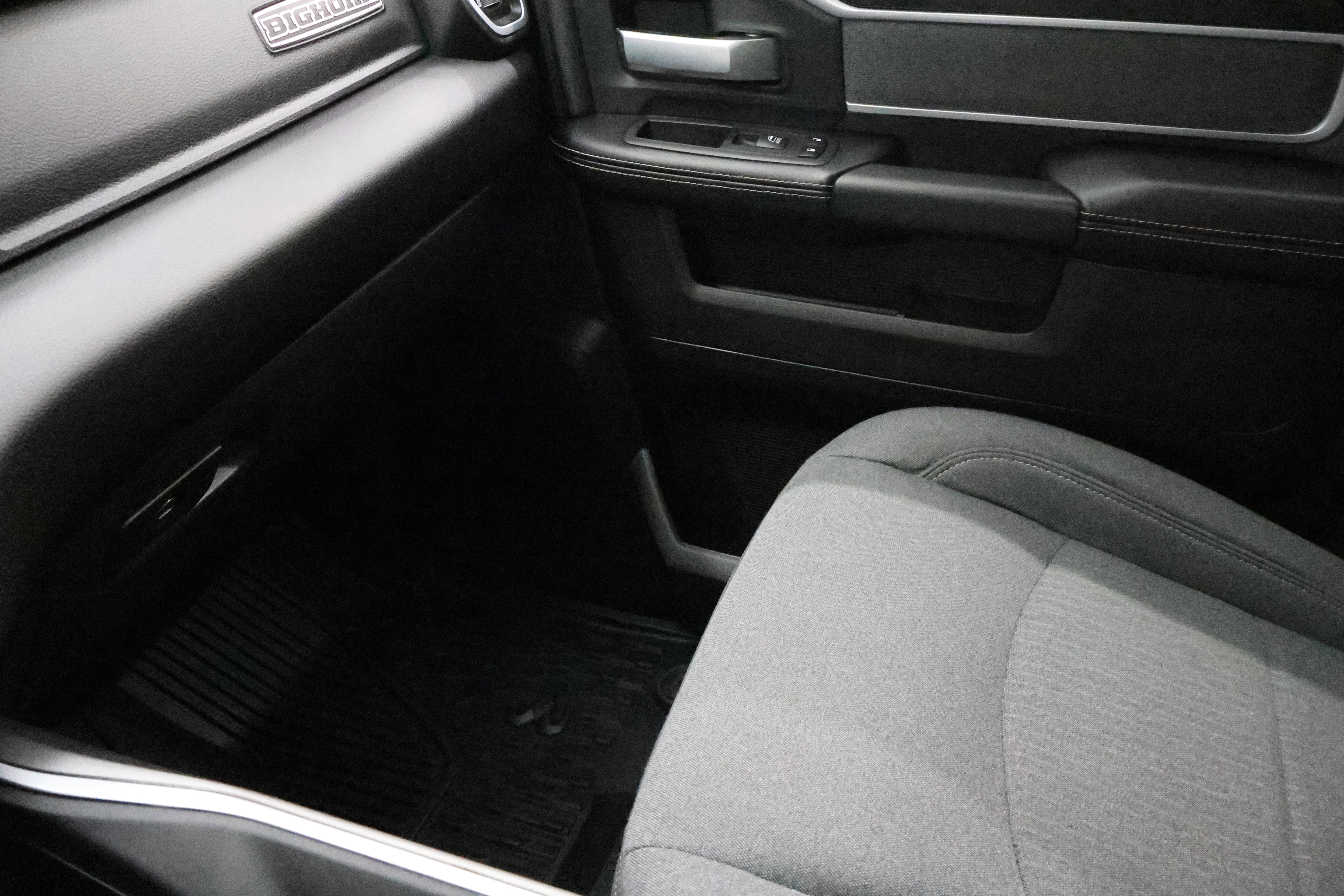 Used 2022 RAM 3500 Big Horn w/ Level C Equiment Group image 13