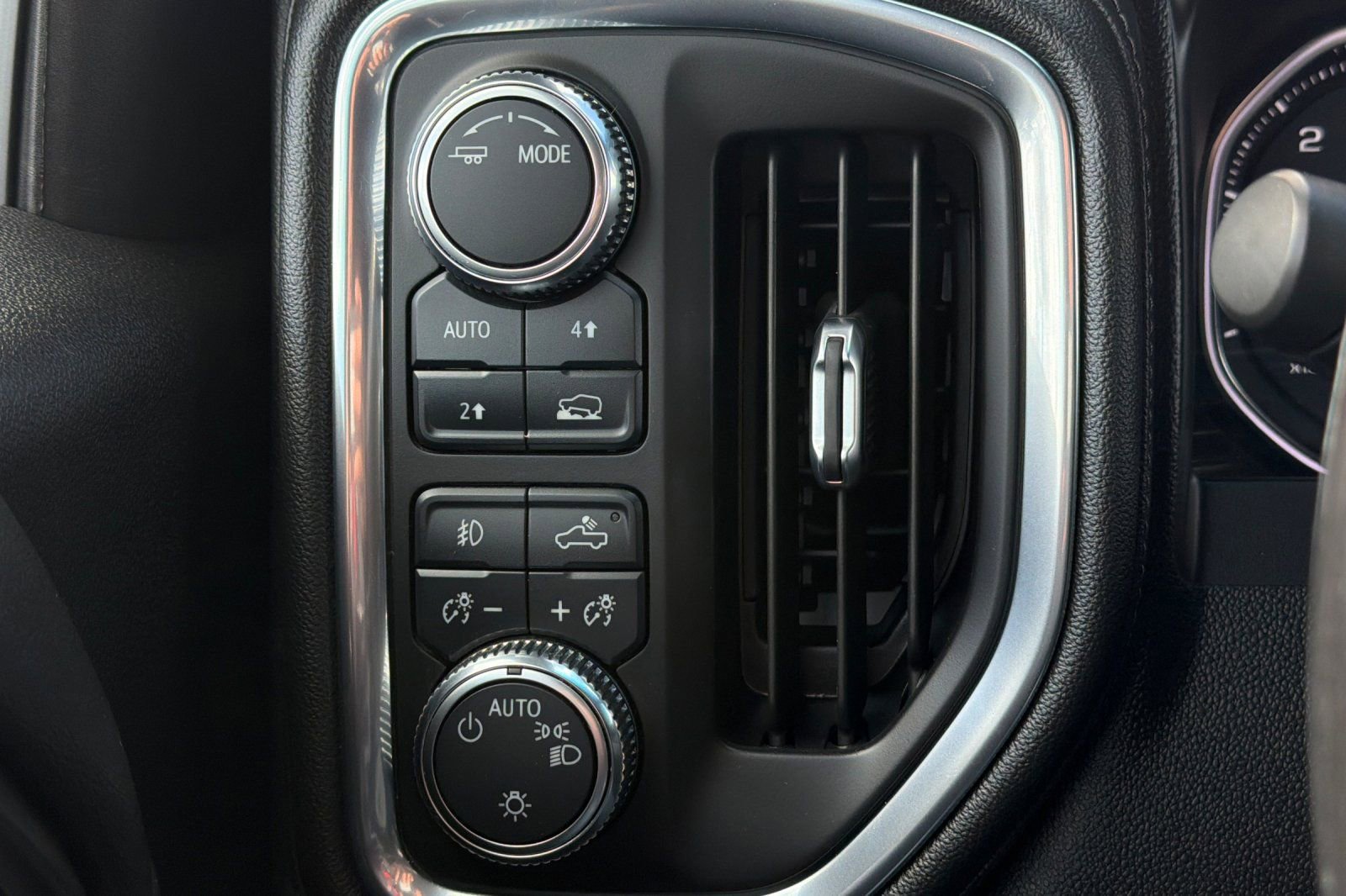 Used 2021 GMC Sierra 1500 Elevation image 38
