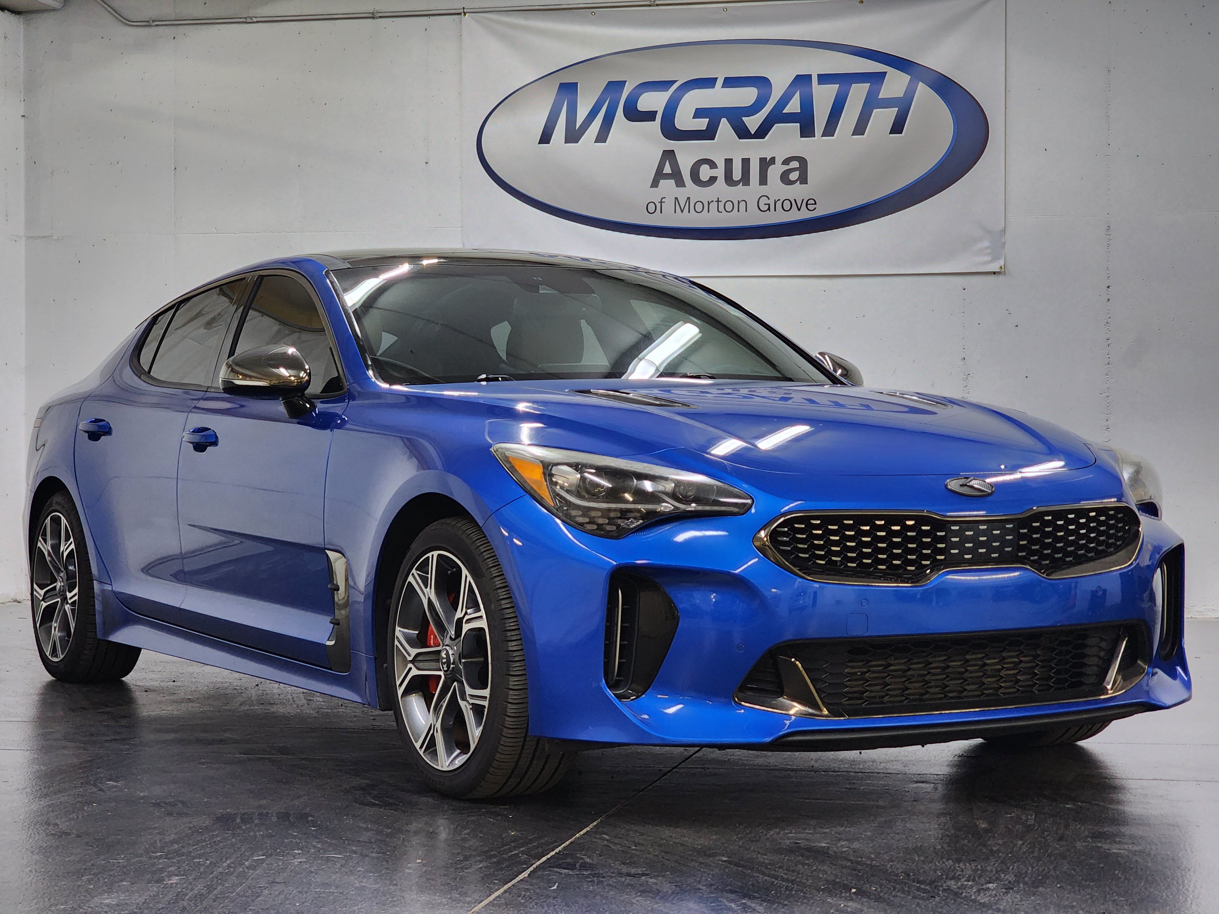 Used 2018 Kia Stinger GT2 AWD/4WD image 3