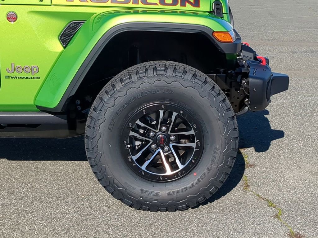 Used 2026 Jeep Wrangler Unlimited Rubicon AWD/4WD image 39