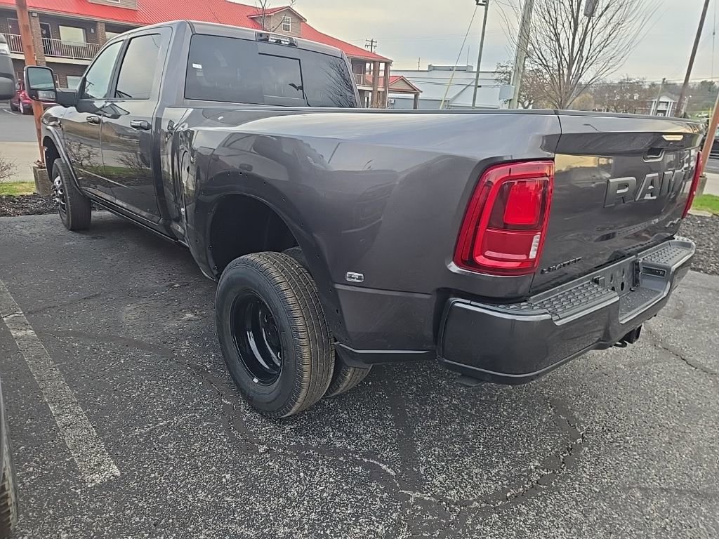 New 2026 RAM 3500 Limited image 4