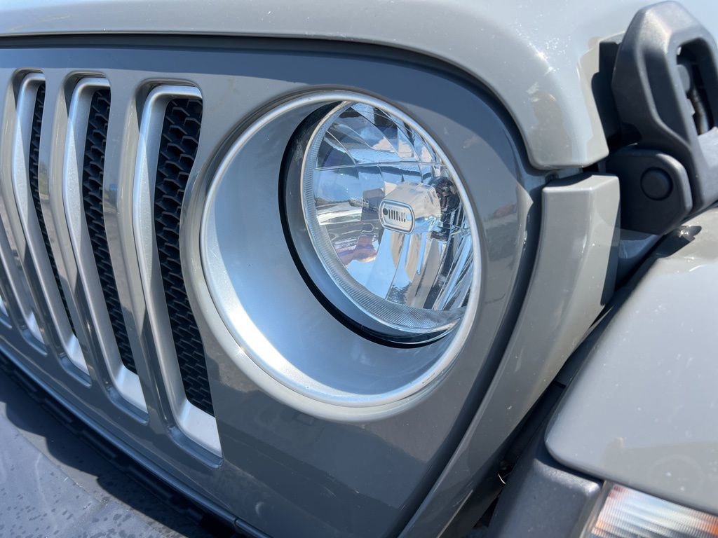 Used 2021 Jeep Wrangler Unlimited Sahara w/ Uconnect 4C Nav & Sound Group AWD/4WD image 10