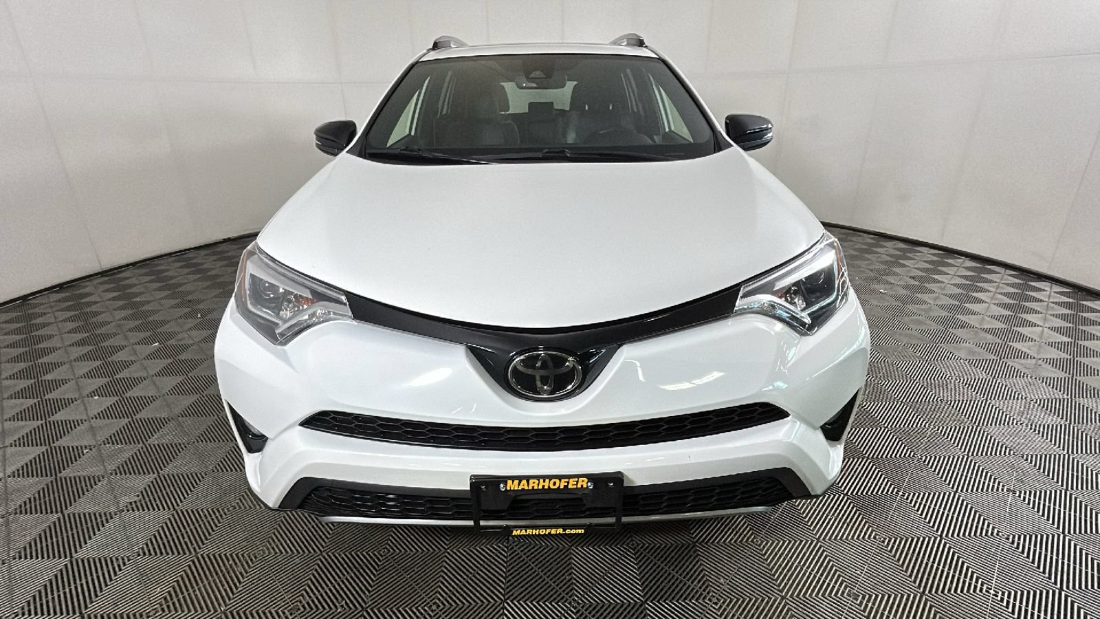 Used 2018 Toyota RAV4 SE w/ Power Extra Value Package AWD/4WD image 9