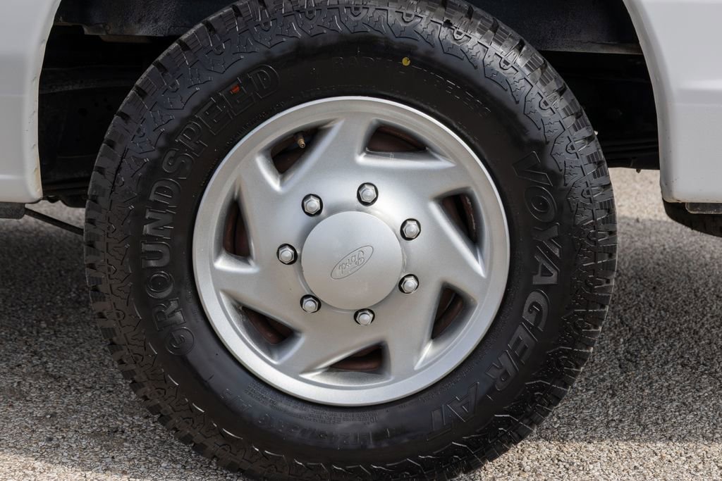 Used 2013 Ford E-250 and Econoline 250 Extended w/ PWR Group image 23