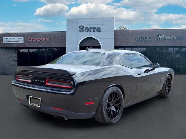Used 2015 Dodge Challenger R/T Plus RWD image 7