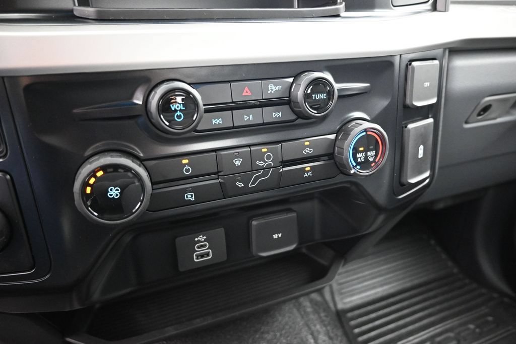New 2026 Ford F350 XL w/ XL Chrome Package RWD image 14
