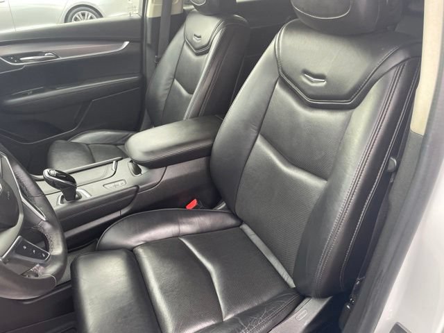 Used 2017 Cadillac XT5 Premium Luxury FWD image 14