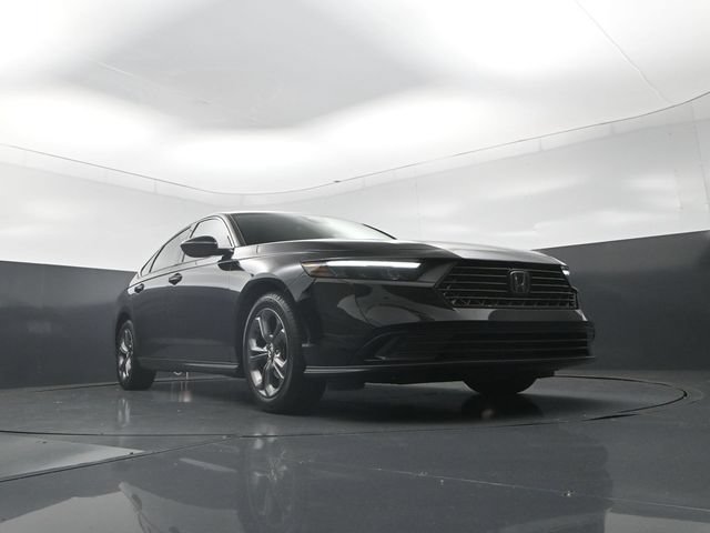 Used 2024 Honda Accord EX image 31