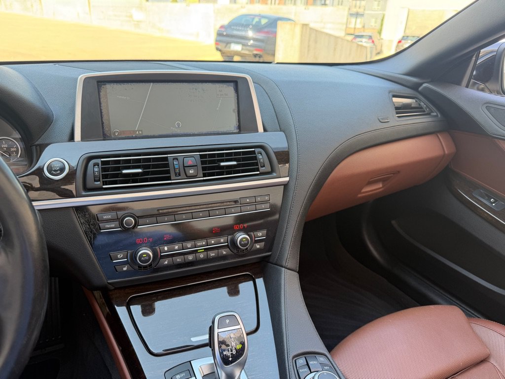 Used 2012 BMW 650i Convertible RWD image 16