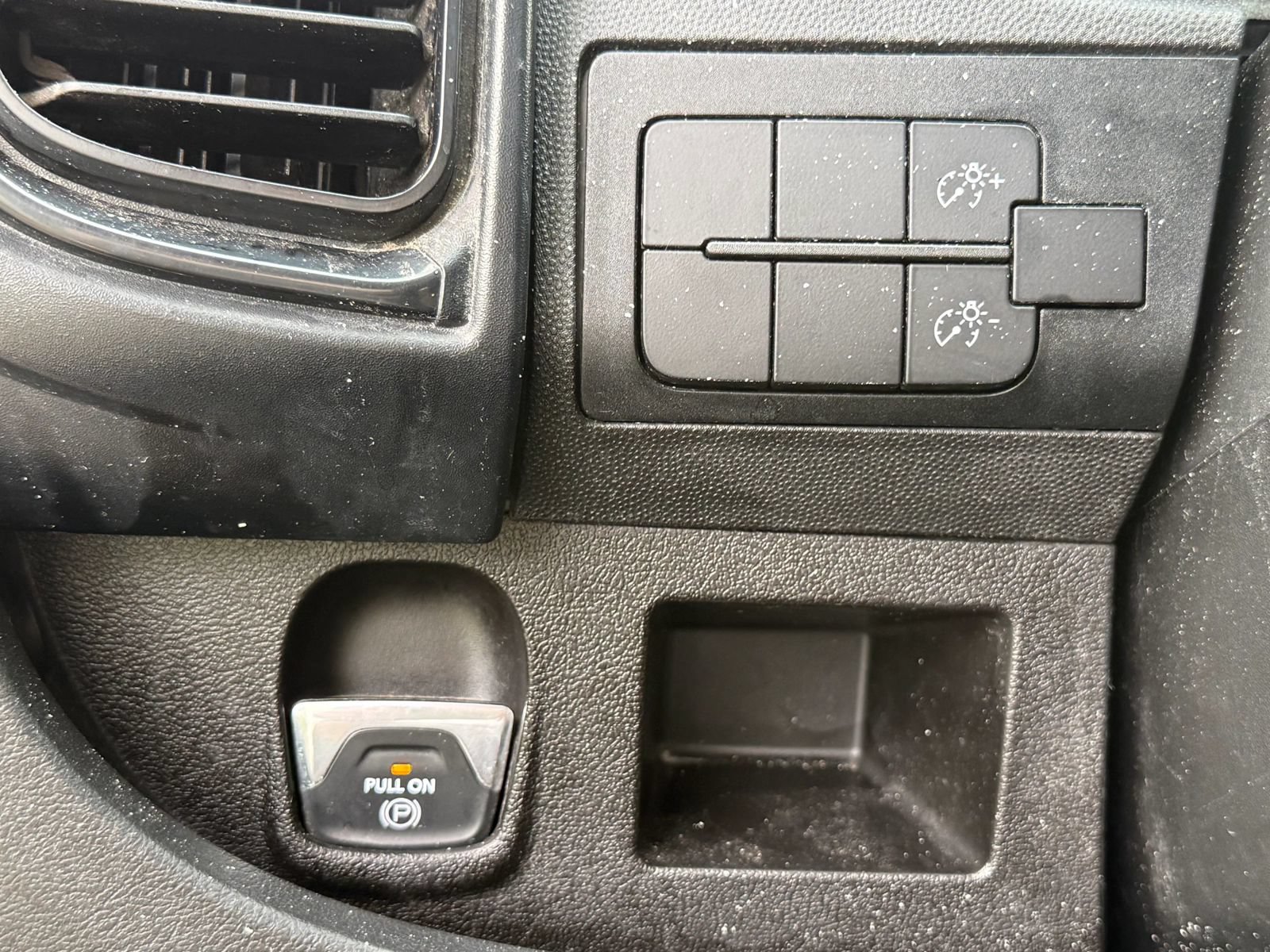 Used 2023 RAM ProMaster 2500 FWD image 22