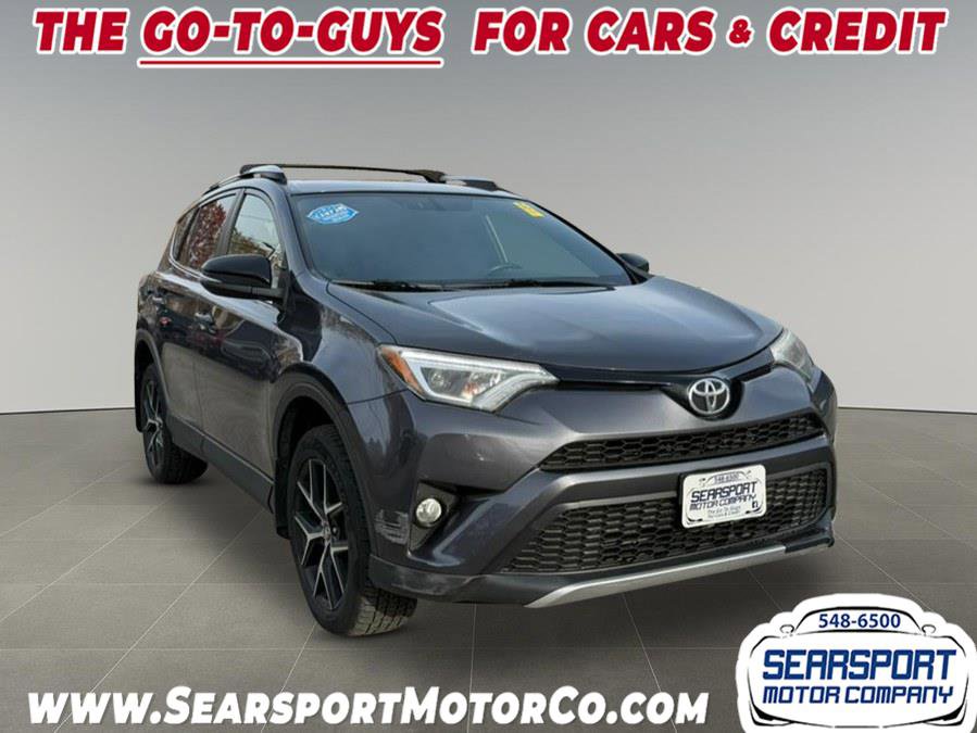 Used 2016 Toyota RAV4 SE image 3