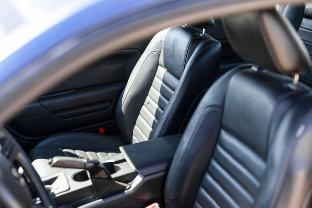 Used 2007 Ford Mustang Shelby GT500 RWD image 33