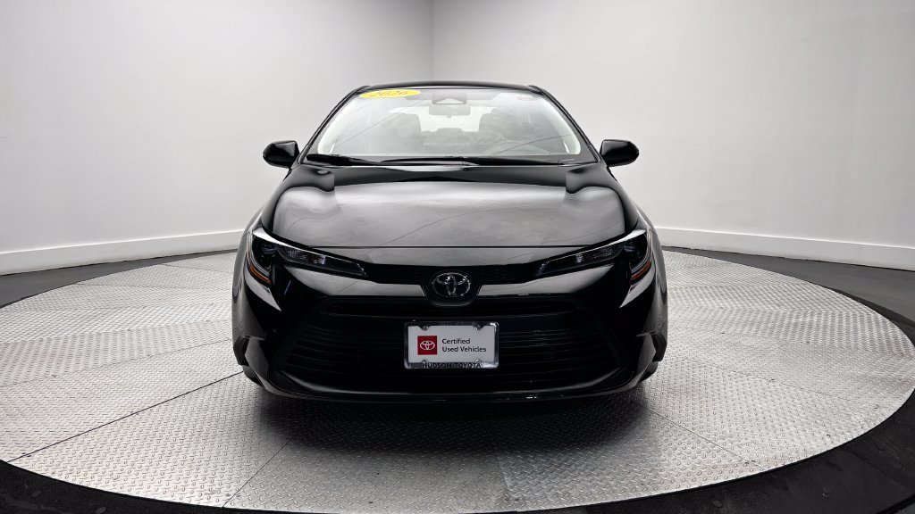 Certified 2026 Toyota Corolla LE FWD image 40