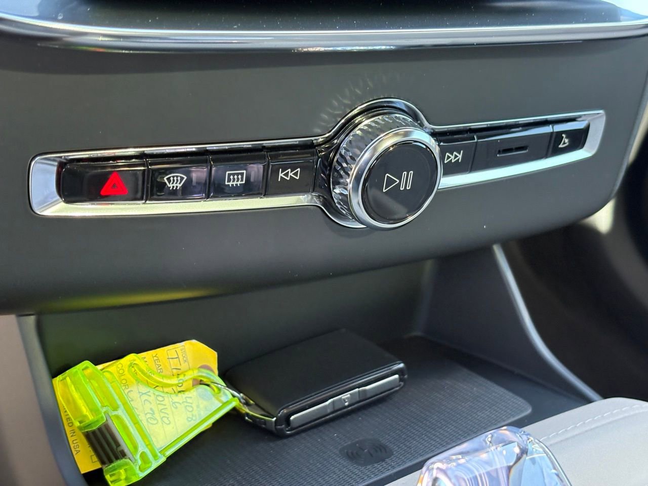 New 2026 Volvo XC90 T8 Plus image 16