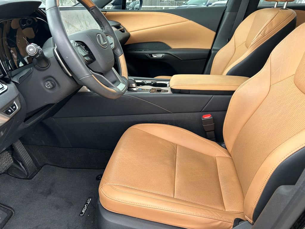 Used 2024 Lexus RX 350 Premium Plus w/ Convenience Package FWD image 11