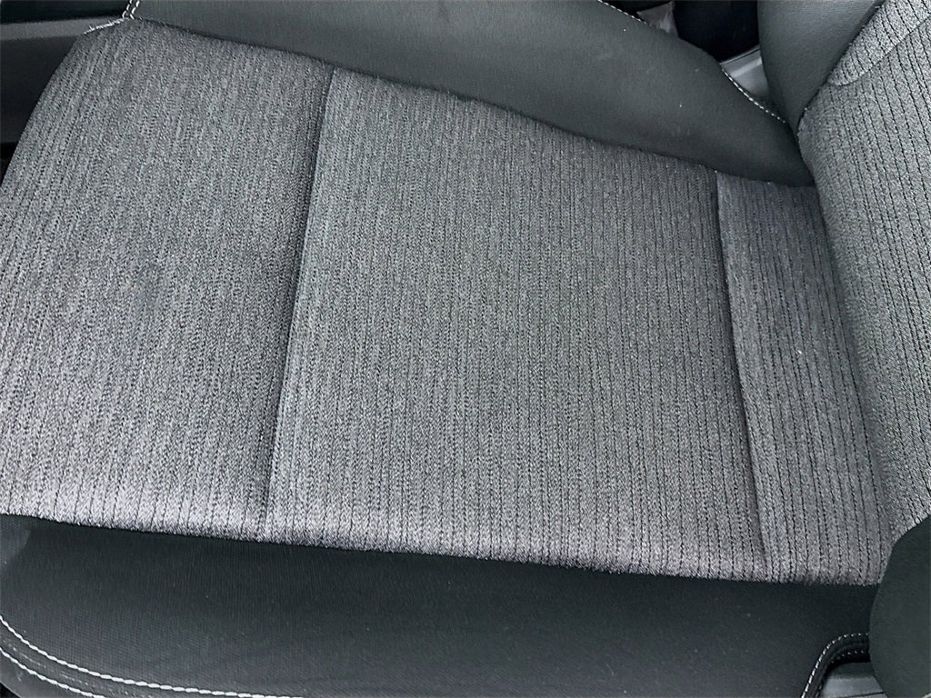 Used 2023 Nissan Rogue SV image 19