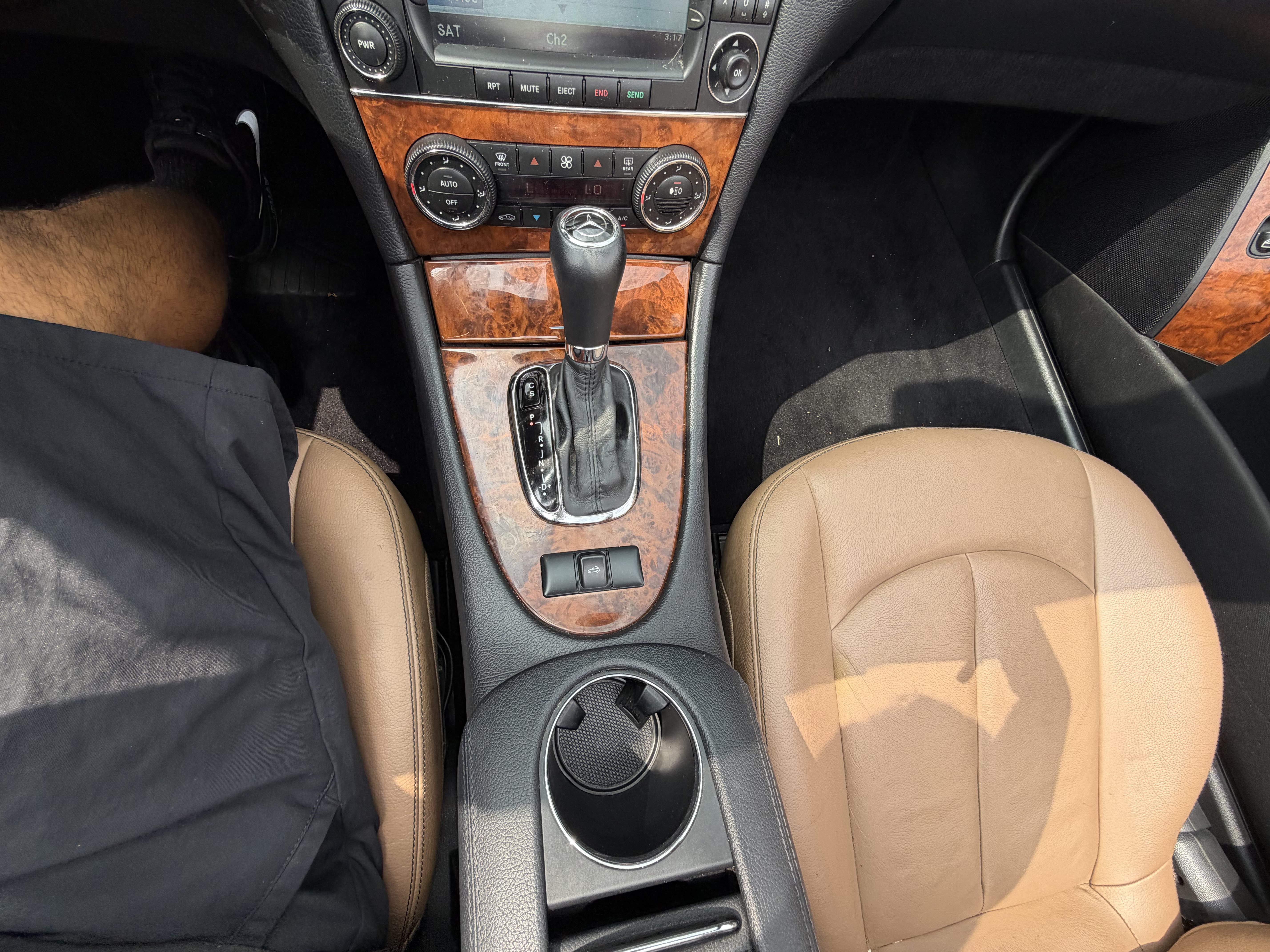 Used 2009 Mercedes-Benz CLK 350 Cabriolet image 20