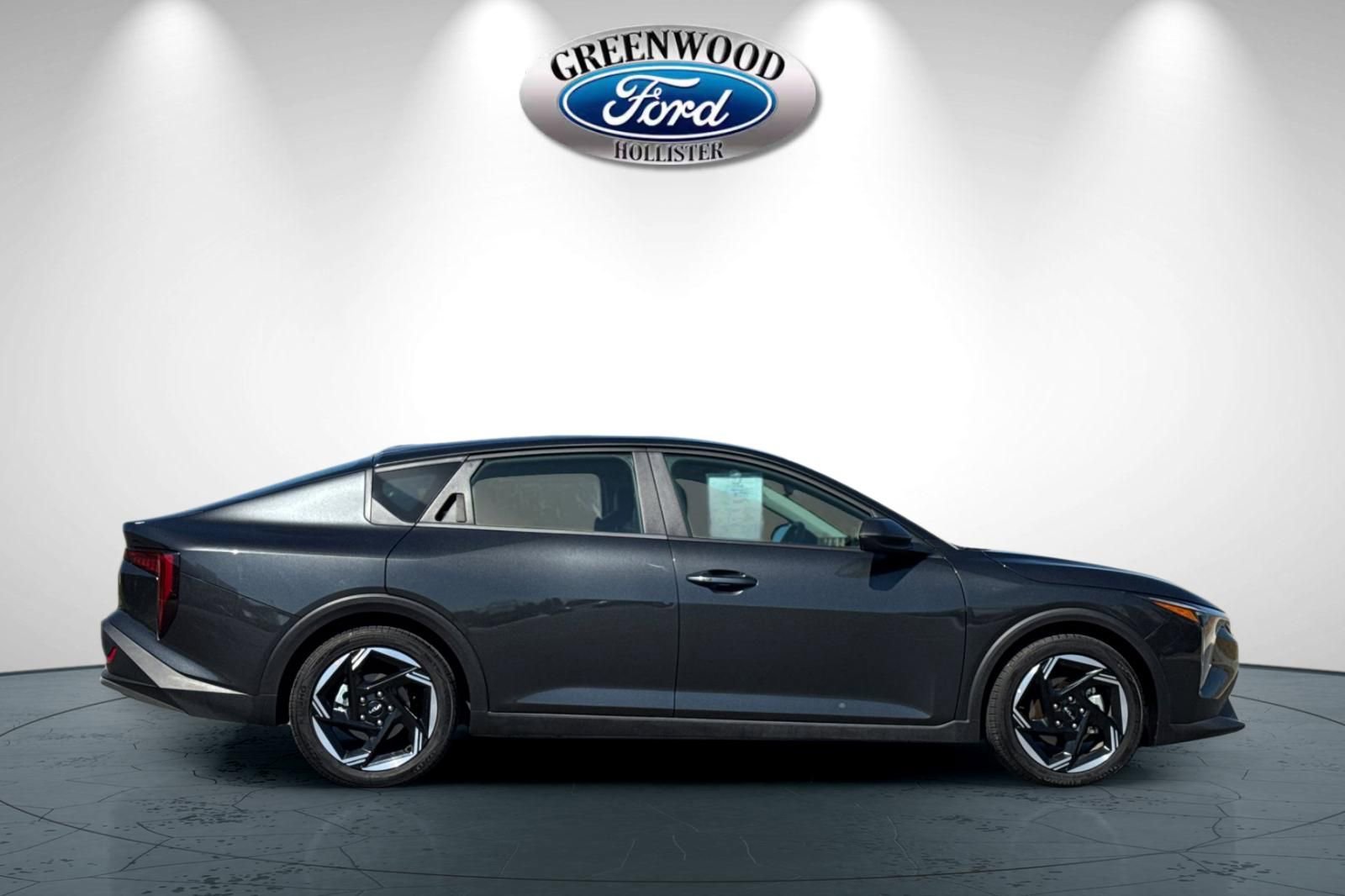 Used 2025 Kia K4 EX image 3