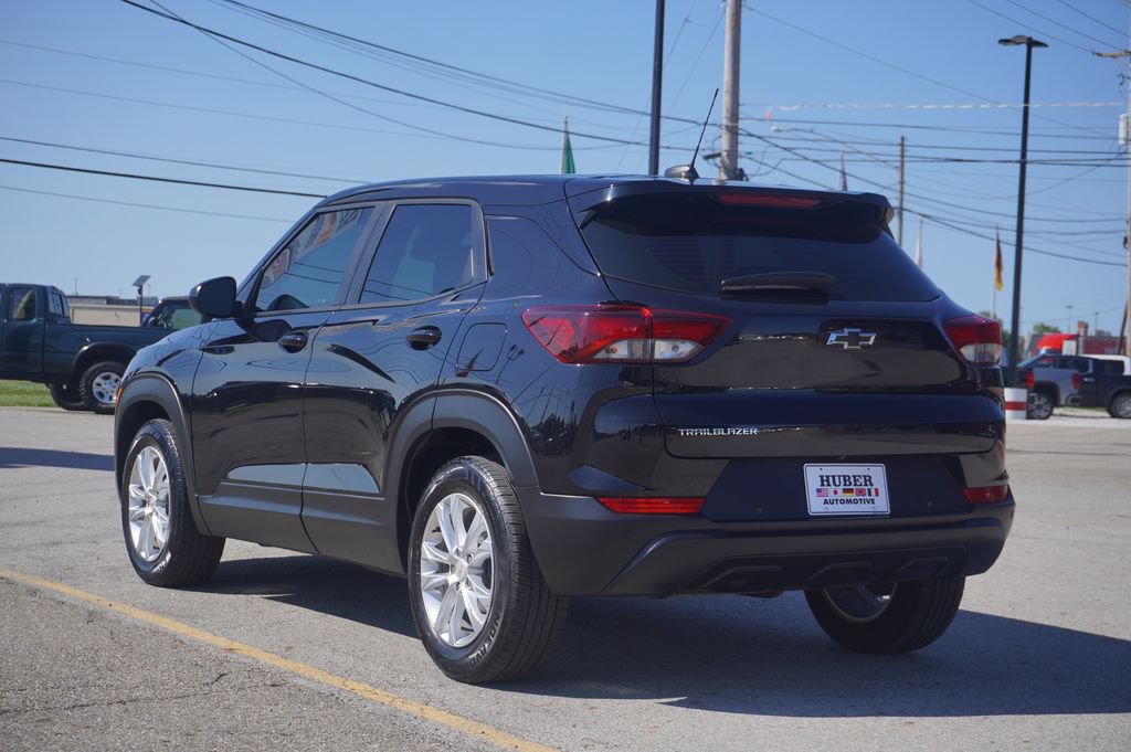 Used 2021 Chevrolet TrailBlazer LS FWD image 5