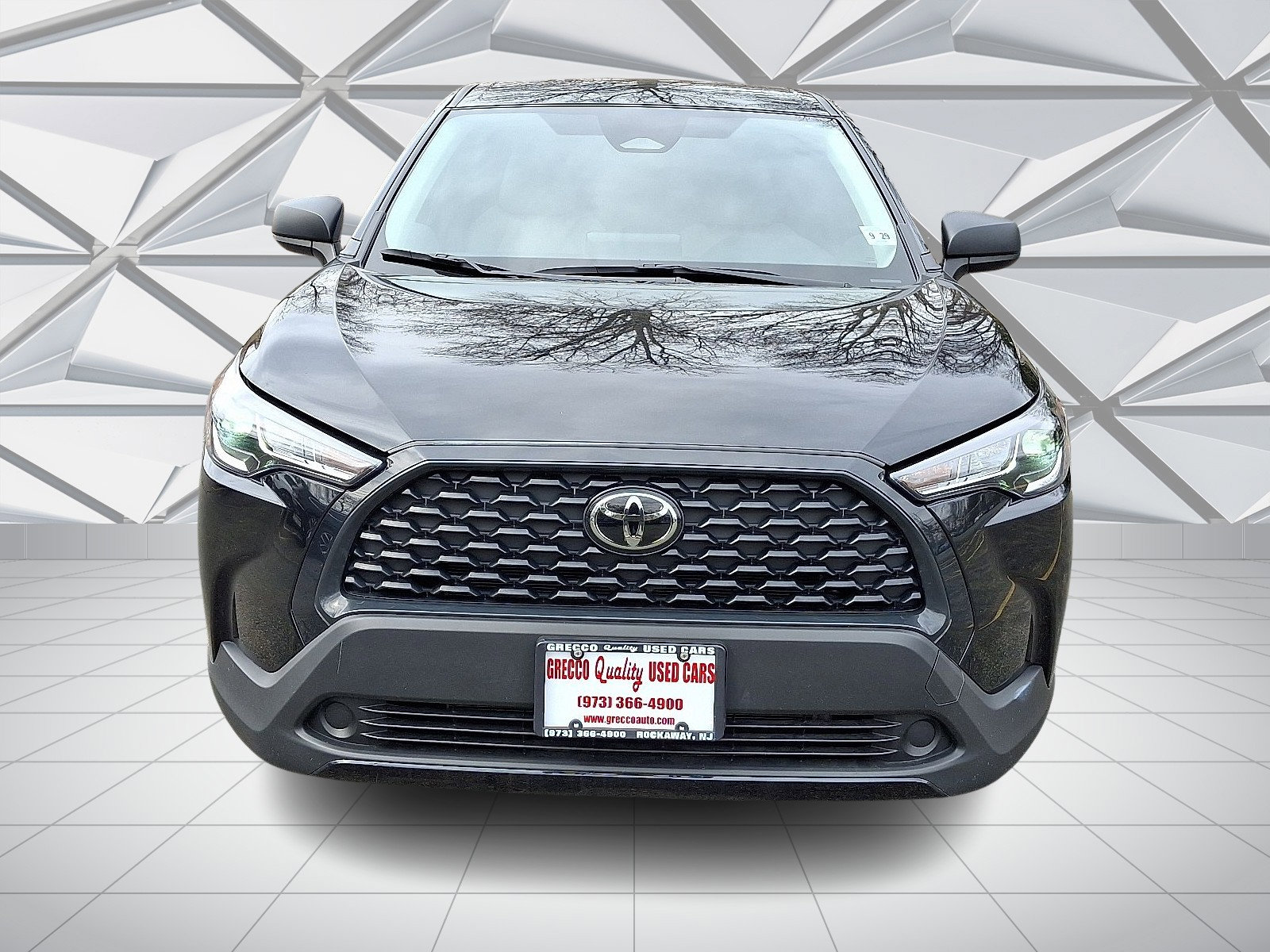 Used 2024 Toyota Corolla Cross L image 3