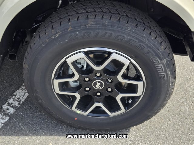 New 2026 Ford Bronco Outer Banks AWD/4WD image 15