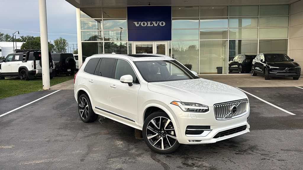 Certified 2023 Volvo XC90 B6 Plus w/ Protection Package AWD/4WD image 2