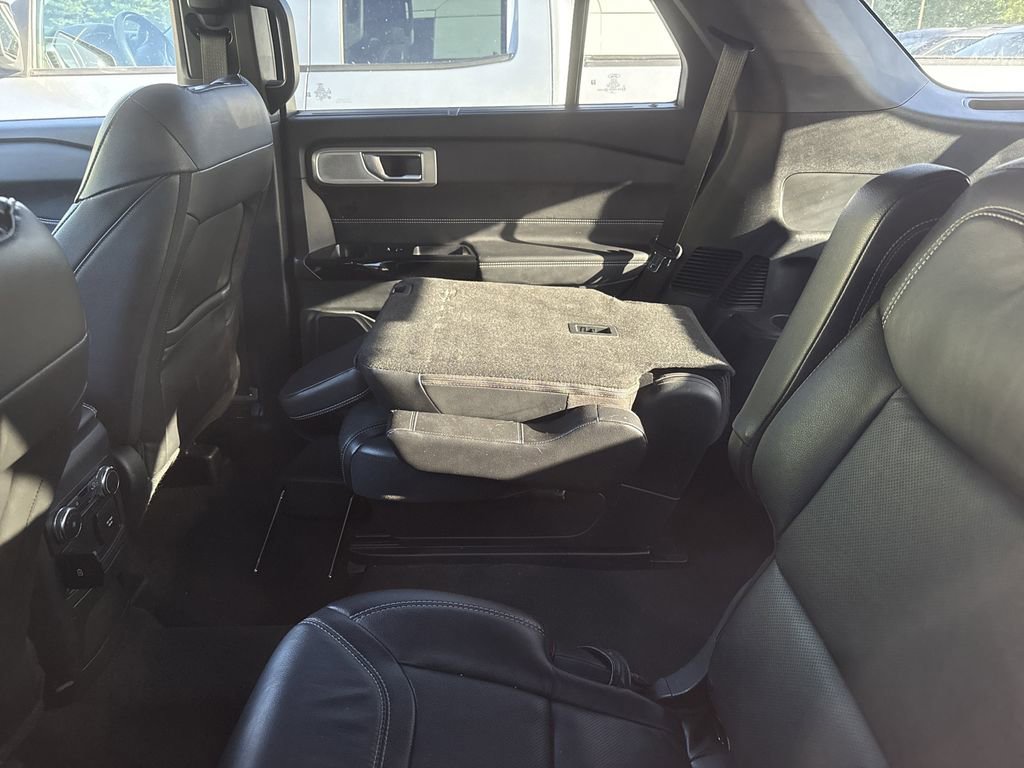 Used 2022 Ford Explorer ST w/ Equipment Group 401A AWD/4WD image 16