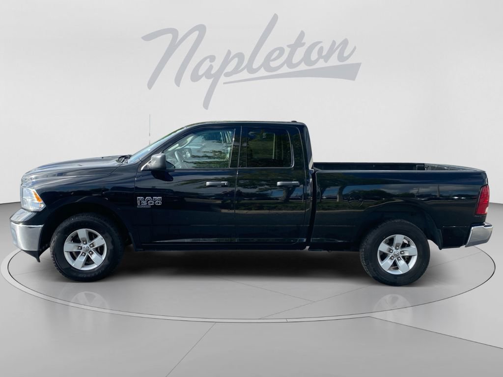 Used 2024 RAM 1500 Classic SLT AWD/4WD image 2