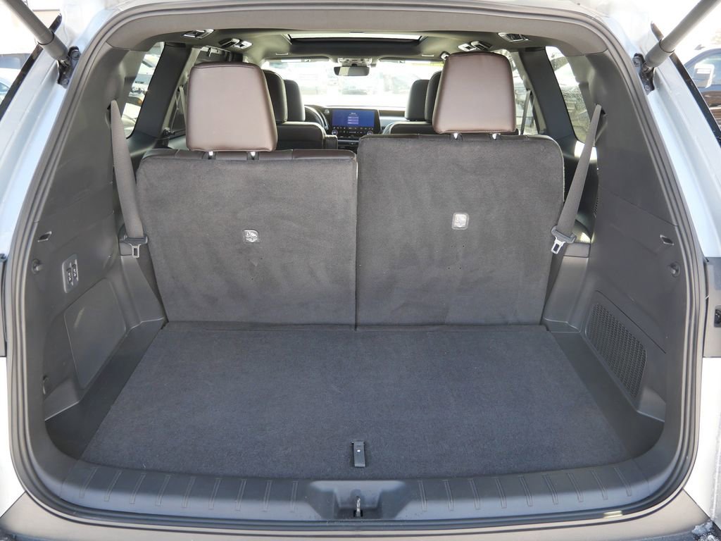 Used 2024 Lexus TX 350 AWD w/ Captains Chair Package image 22