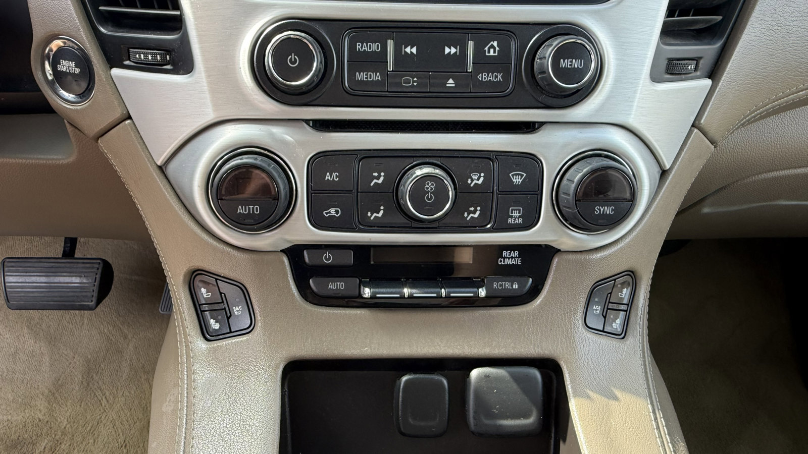 Used 2015 GMC Yukon XL SLT RWD image 17
