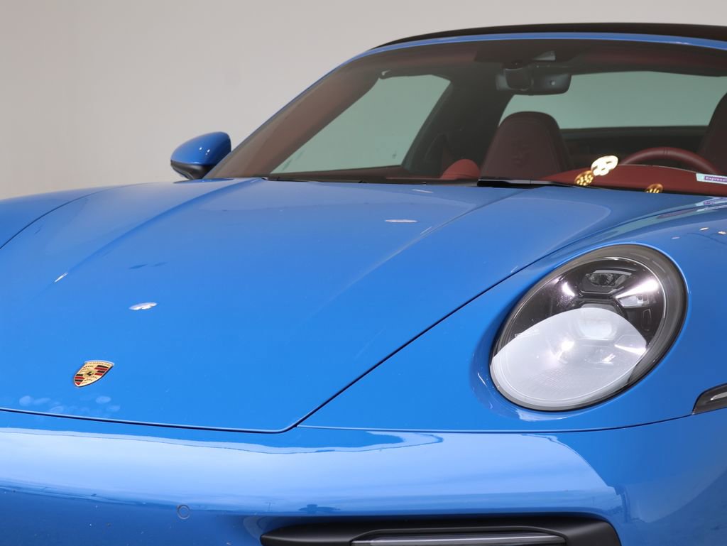 Used 2024 Porsche 911 Targa 4 GTS AWD/4WD image 11