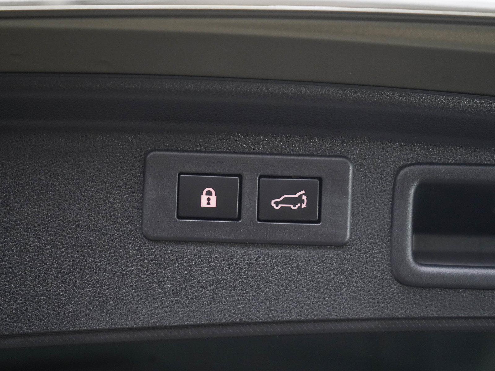 Used 2024 Subaru Forester Touring w/ Pop Package 2 AWD/4WD image 17