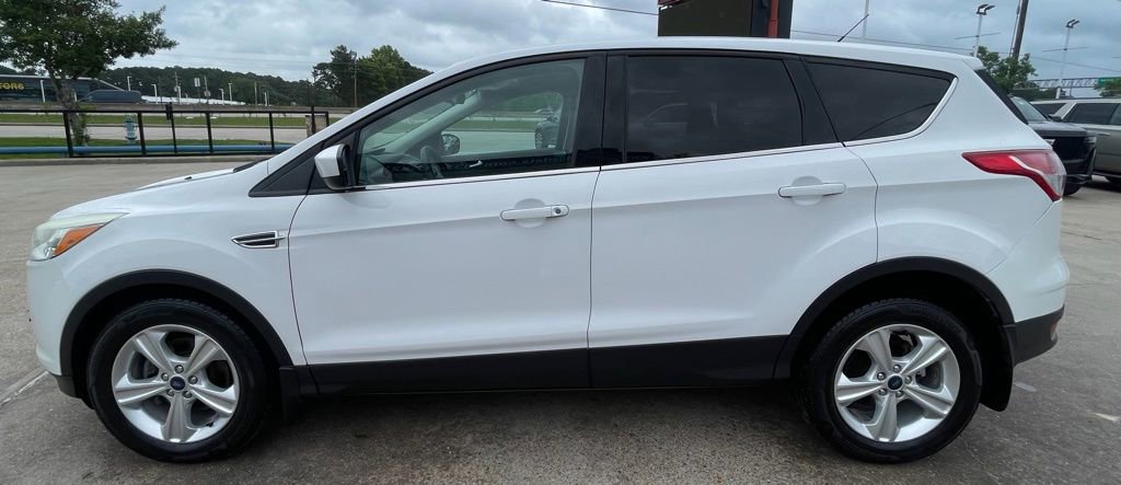 Used 2015 Ford Escape SE FWD image 8