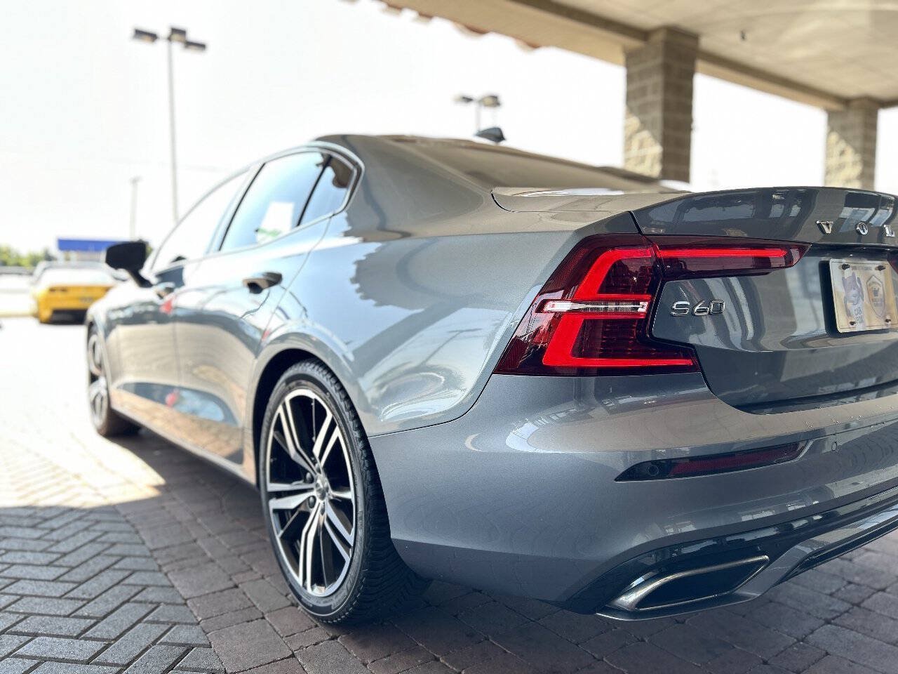 Used 2021 Volvo S60 T5 R-Design AWD/4WD image 11