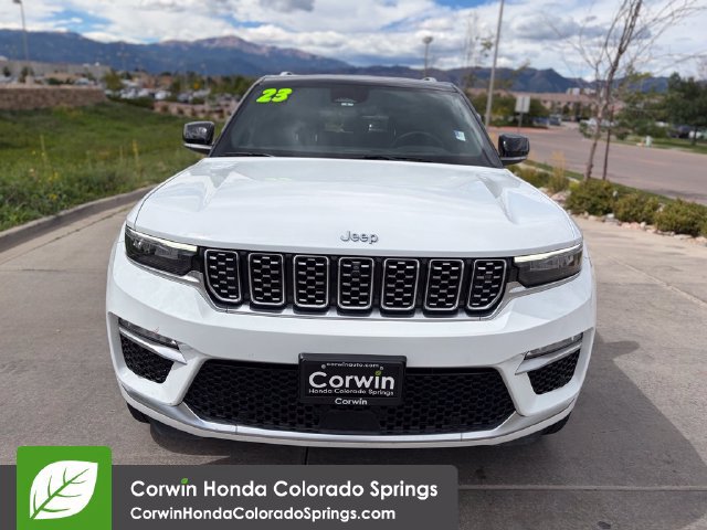 Used 2023 Jeep Grand Cherokee Summit w/ Advanced Protech Group IV AWD/4WD image 5