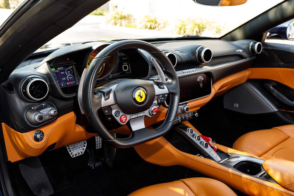 Used 2019 Ferrari Portofino RWD image 29
