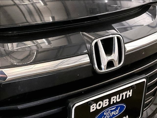 Used 2017 Honda HR-V EX image 29