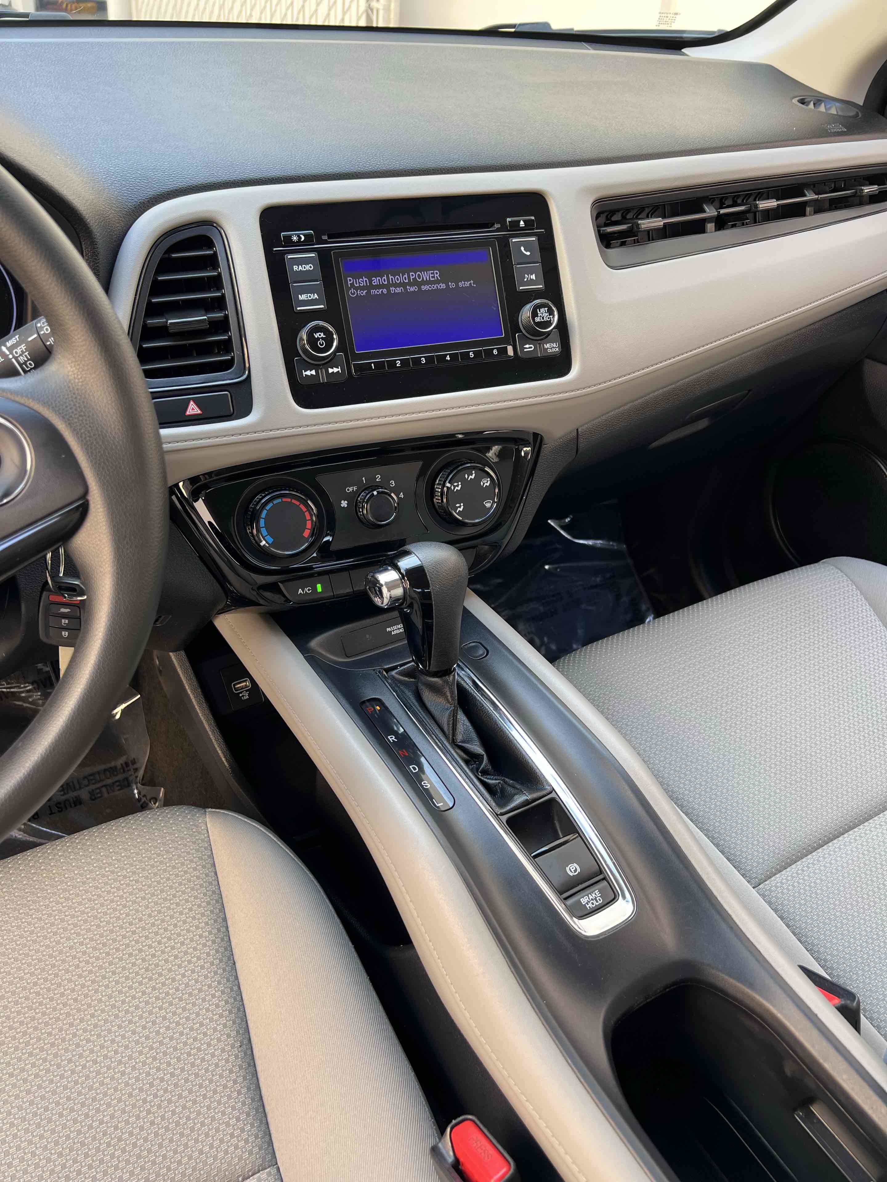 Used 2022 Honda HR-V LX image 34