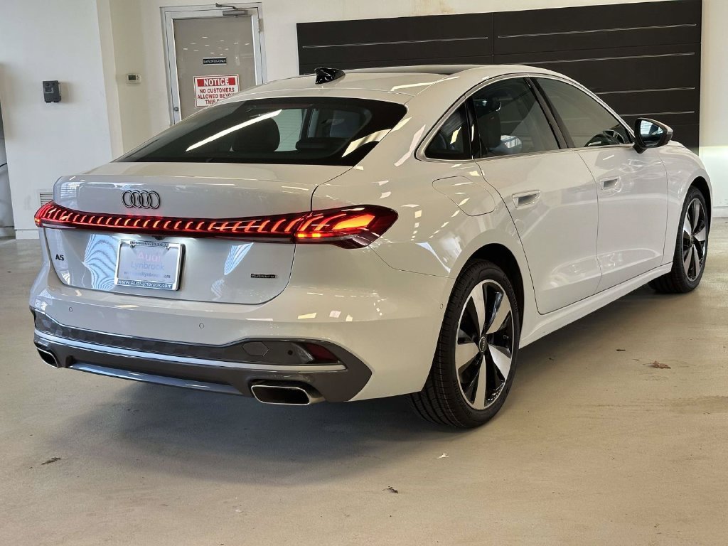 Used 2025 Audi A5 Premium w/ Convenience Package AWD/4WD image 4