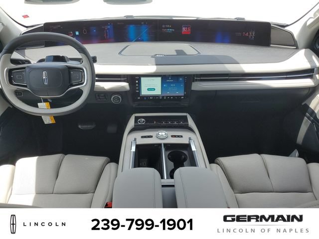 New 2026 Lincoln Navigator L Premier AWD/4WD image 17