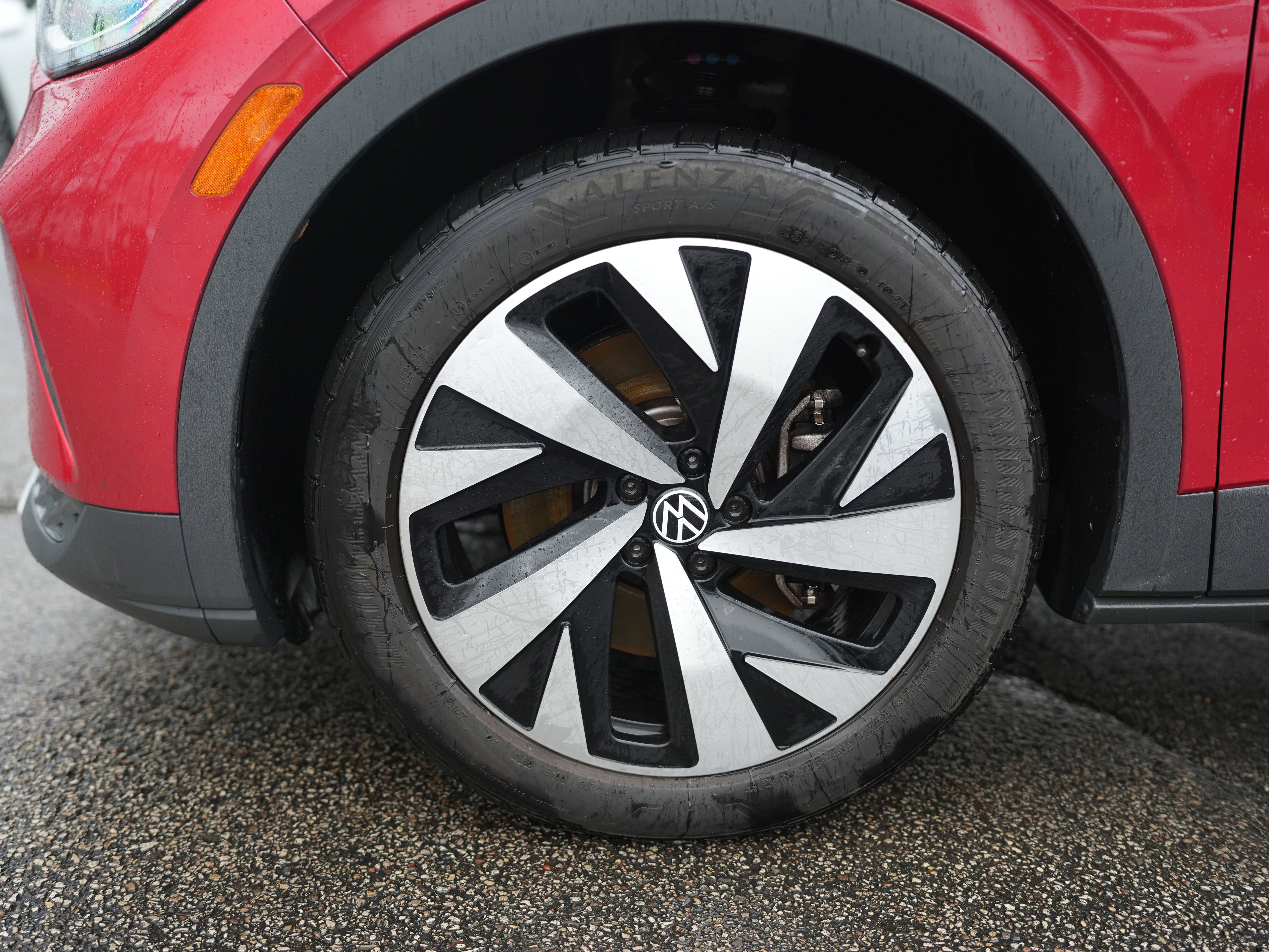 Used 2022 Volkswagen ID.4 Pro S w/ Gradient Package image 11