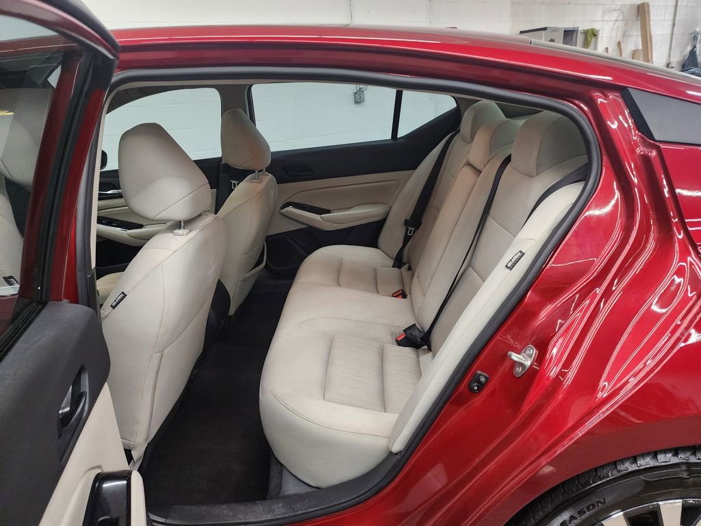 Used 2023 Nissan Altima 2.5 SV w/ SV Premium Package image 25