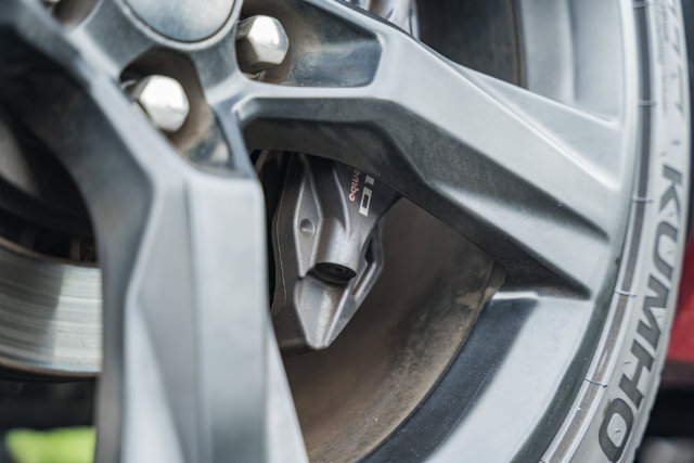 Used 2018 Chevrolet Camaro SS RWD image 27