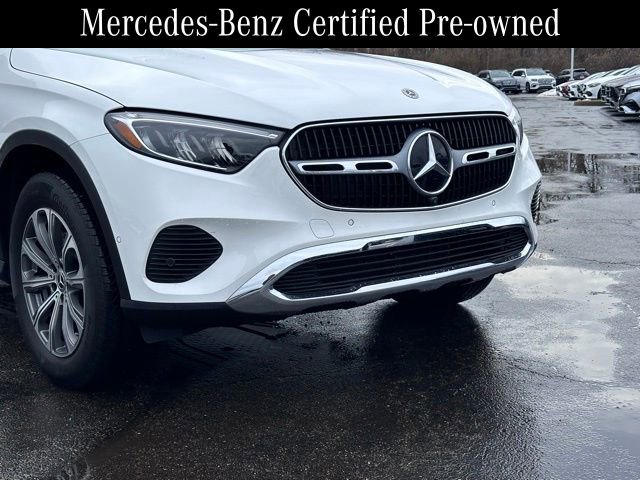 Used 2024 Mercedes-Benz GLC 300 4MATIC image 2
