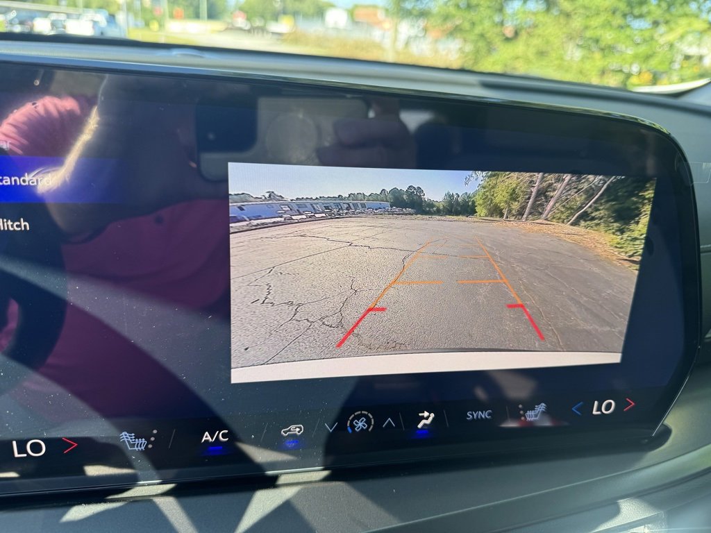 New 2026 Chevrolet Traverse LT image 28